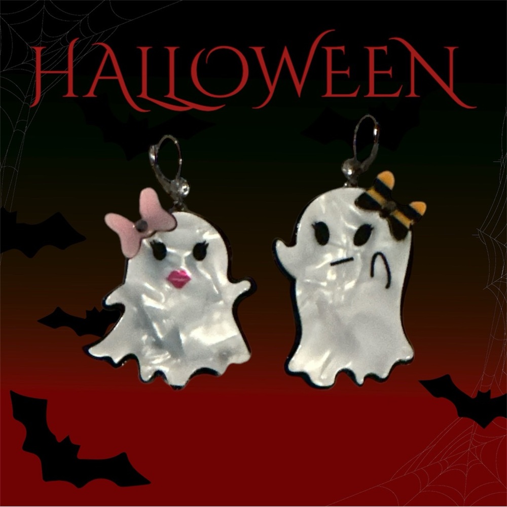 BETSEY JOHNSON Punk N Spice Mismatch Halloween Earrings